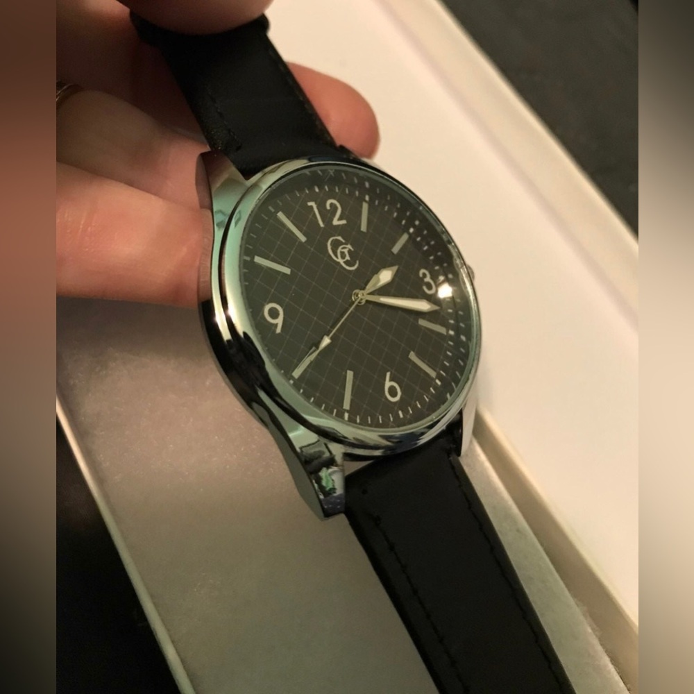 Men’s New Large Face Watch
By Gold Coast